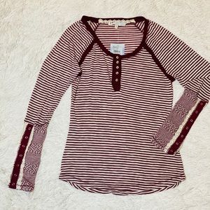 Jolt by Buckle Lace Accent Top Small